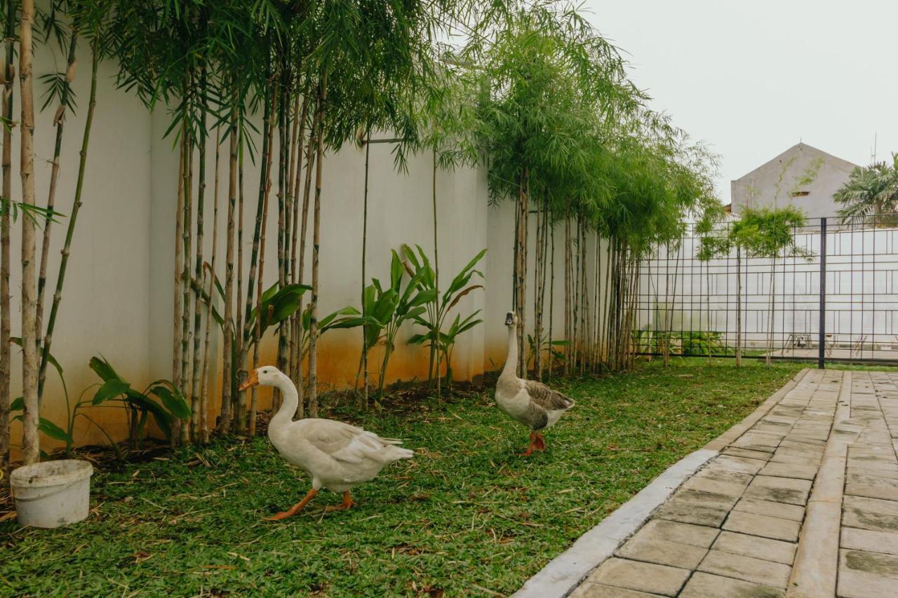 Urbanest Inn House Slipi Cakarta Dış mekan fotoğraf