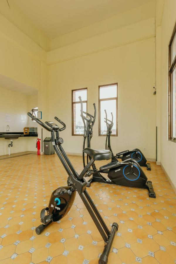 Urbanest Inn House Slipi Cakarta Dış mekan fotoğraf