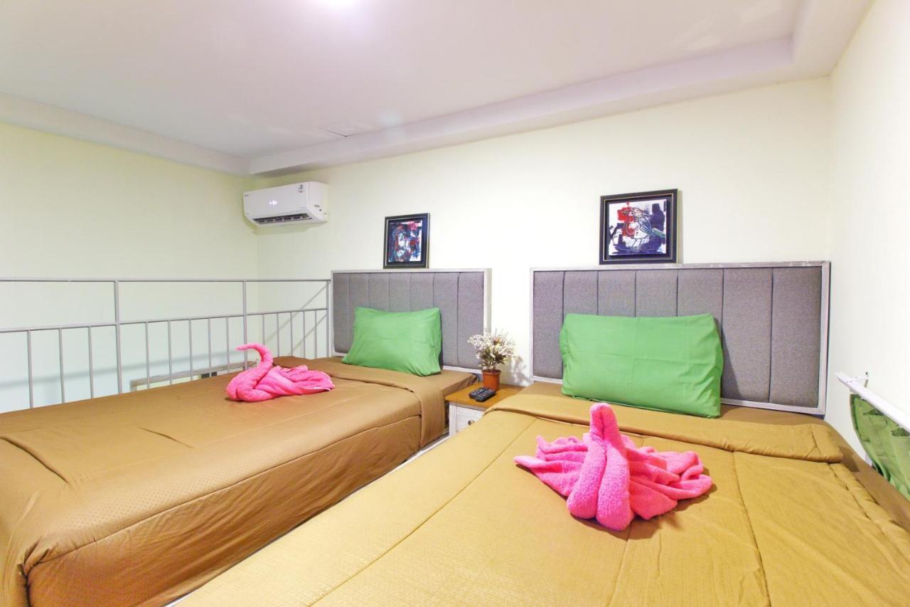Urbanest Inn House Slipi Cakarta Oda fotoğraf